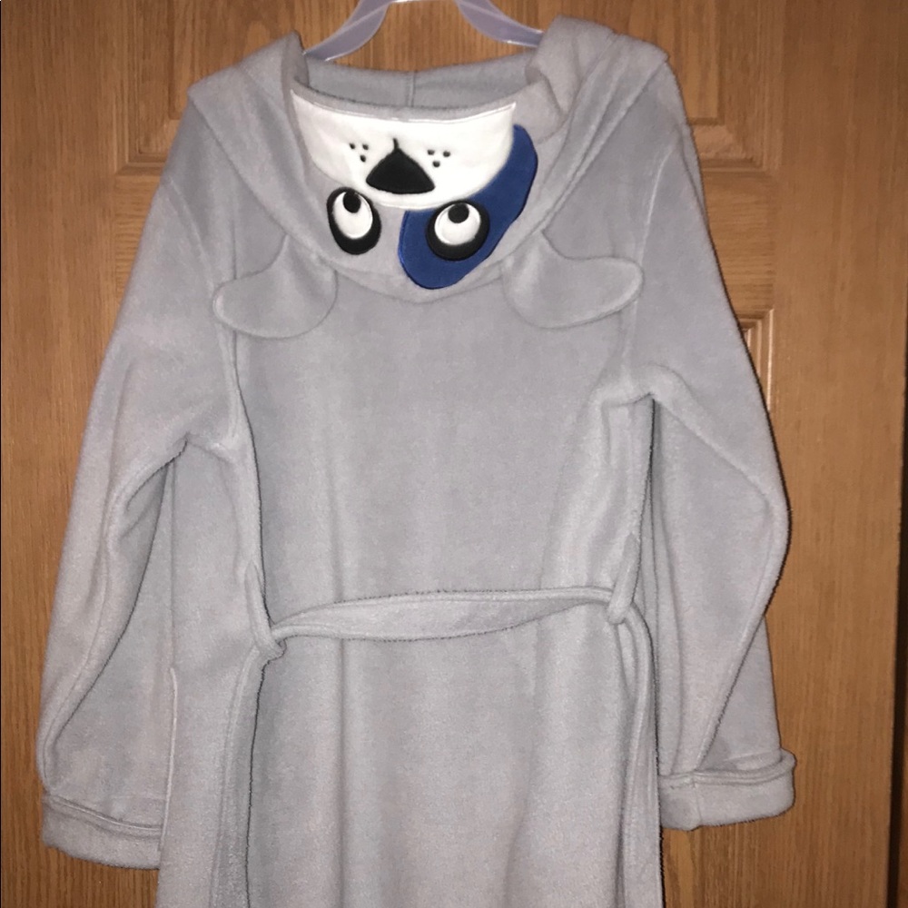 NWT Boys Robe With Hood Size L 10-12